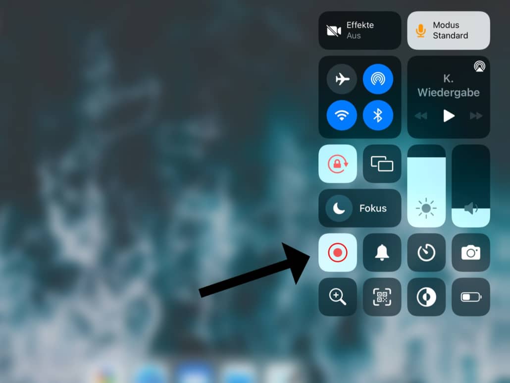 Bildschirmaufnahme-Icon bei geöffnetem Kontrollzentrum am iPad.