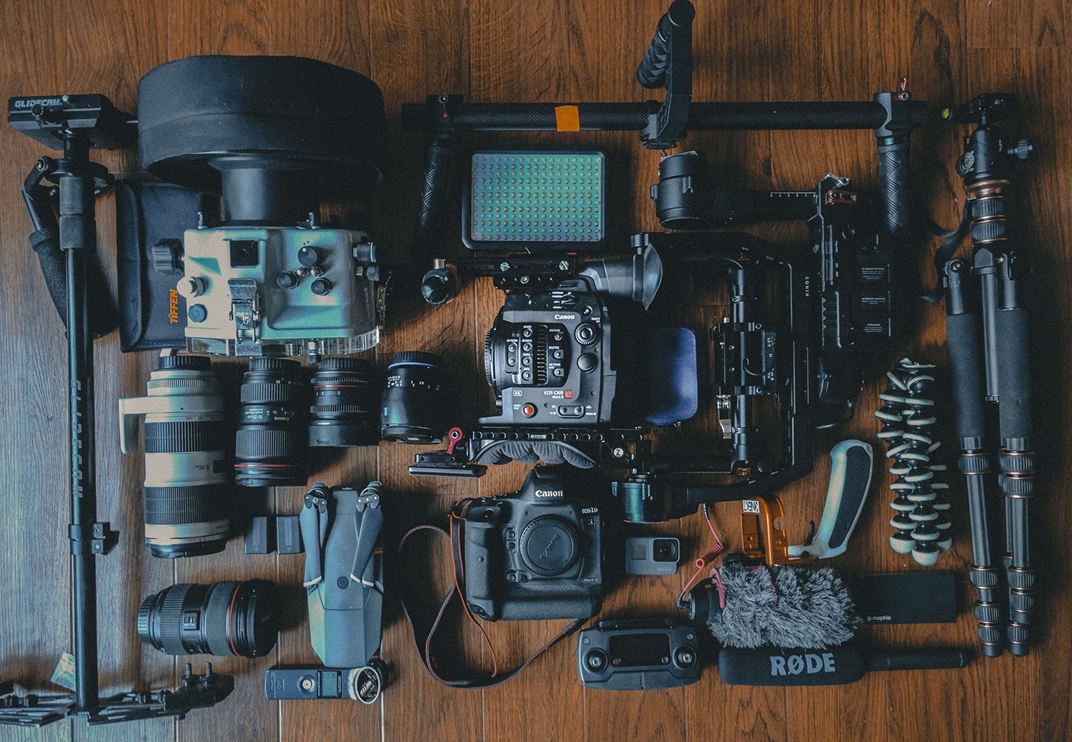 Kameraausrüstung für ein professionelles Video.